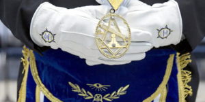 Dieci ragioni per diventare un Massone