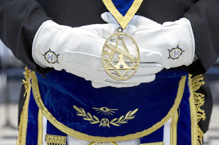 Dieci ragioni per diventare un Massone